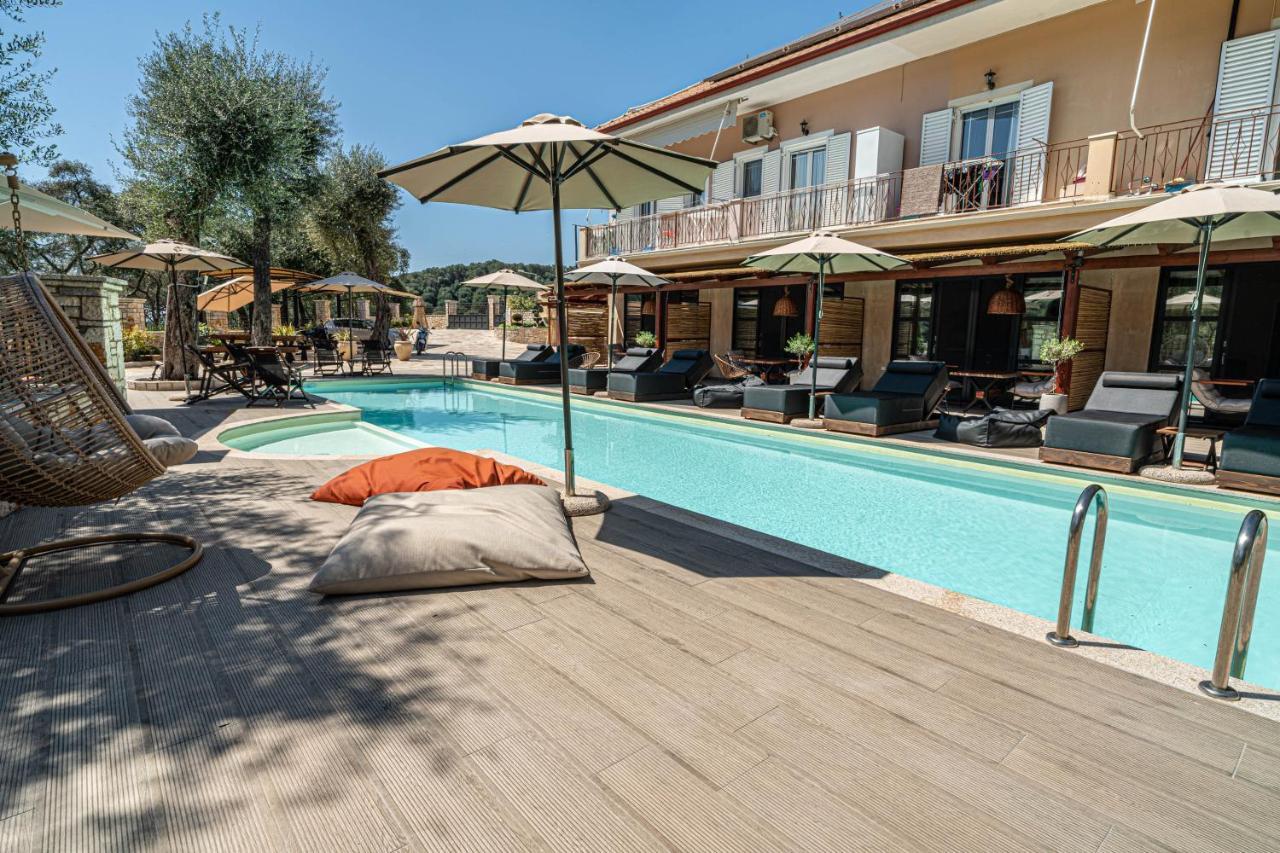F & S Lounge Suites Parga Exterior foto