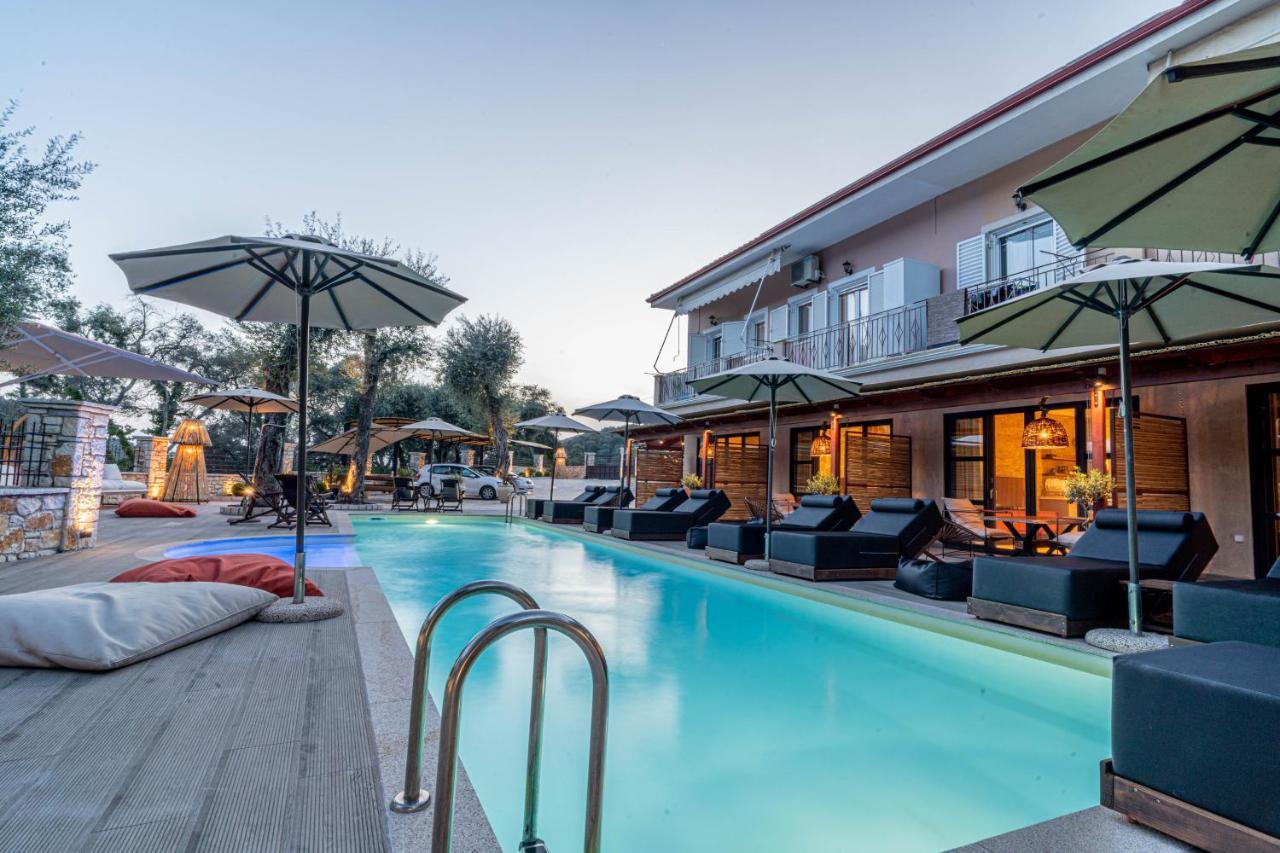 F & S Lounge Suites Parga Exterior foto